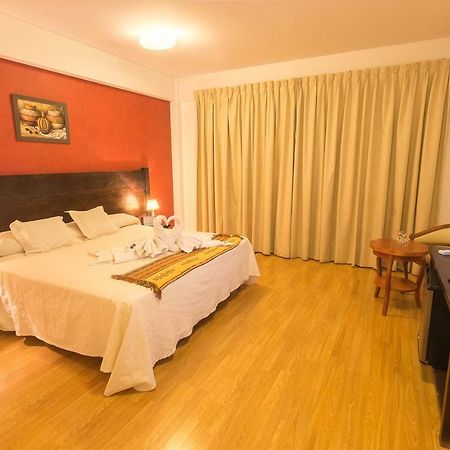 Hotel Las Maras ปูแอร์โตมาดริน ภายนอก รูปภาพ