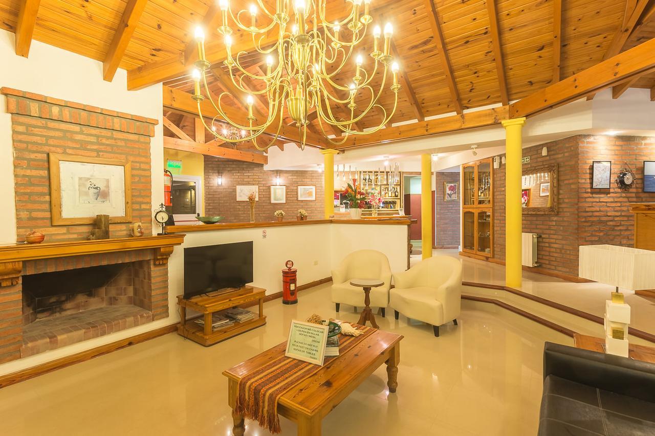 Hotel Las Maras ปูแอร์โตมาดริน ภายนอก รูปภาพ