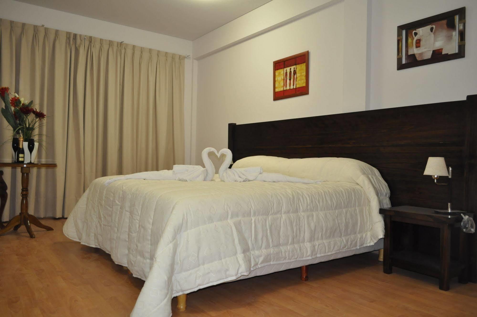 Hotel Las Maras ปูแอร์โตมาดริน ภายนอก รูปภาพ