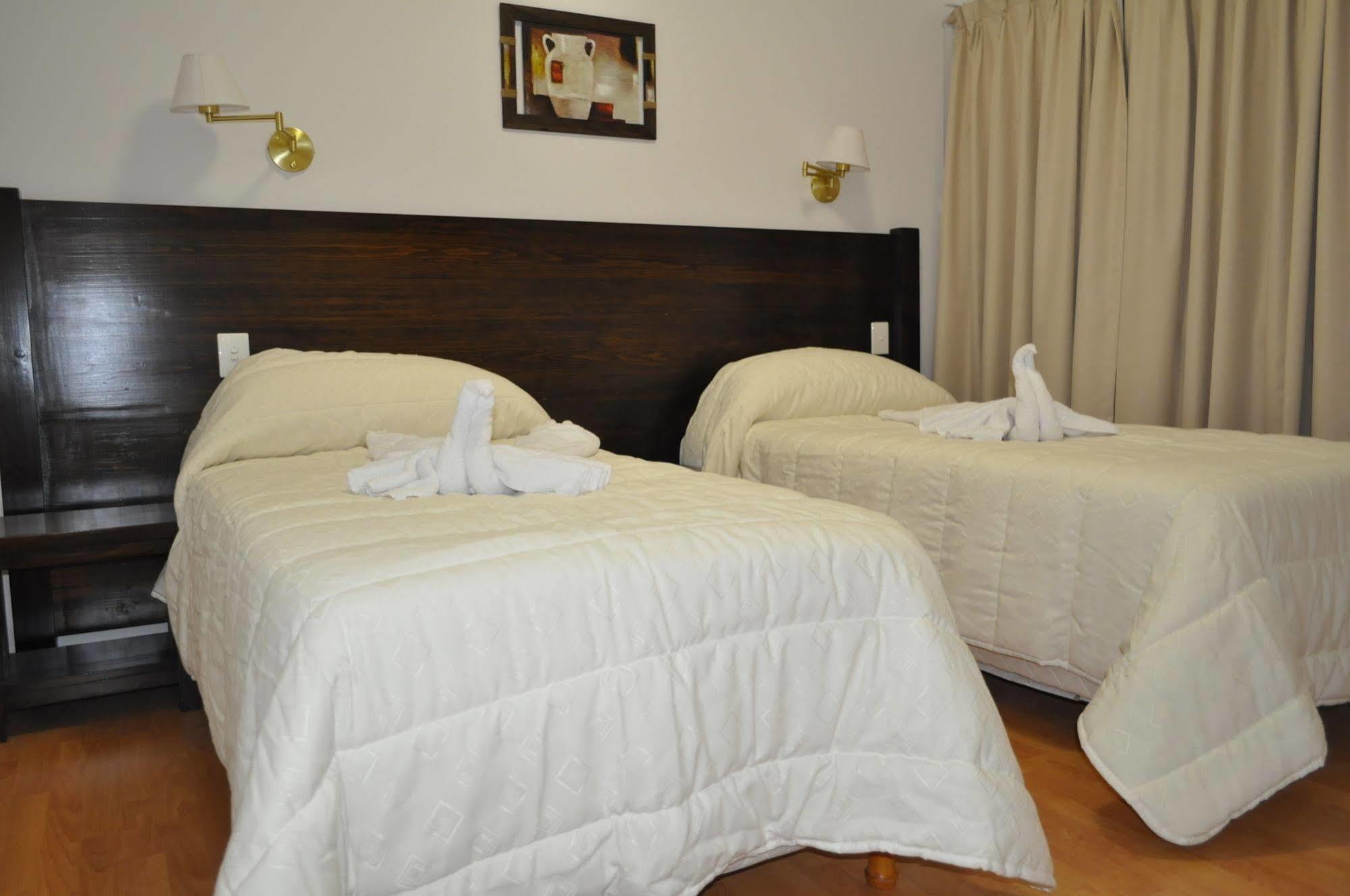 Hotel Las Maras ปูแอร์โตมาดริน ภายนอก รูปภาพ